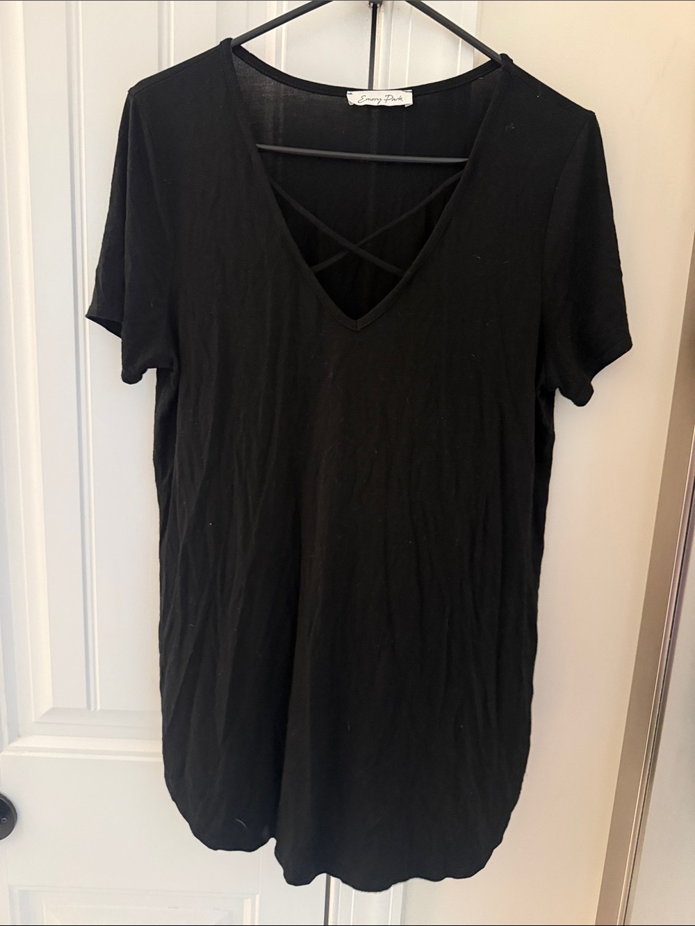 emory park Black Short-Sleeve V-Neck Top with Crisscross Detail